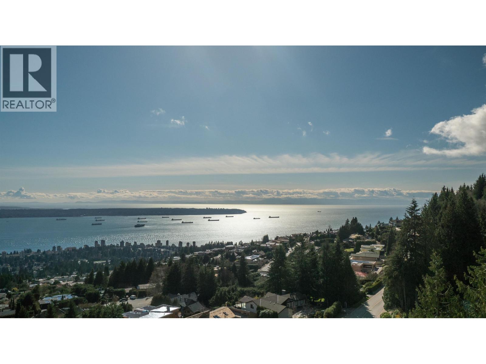 1175 EYREMOUNT DRIVE, West Vancouver