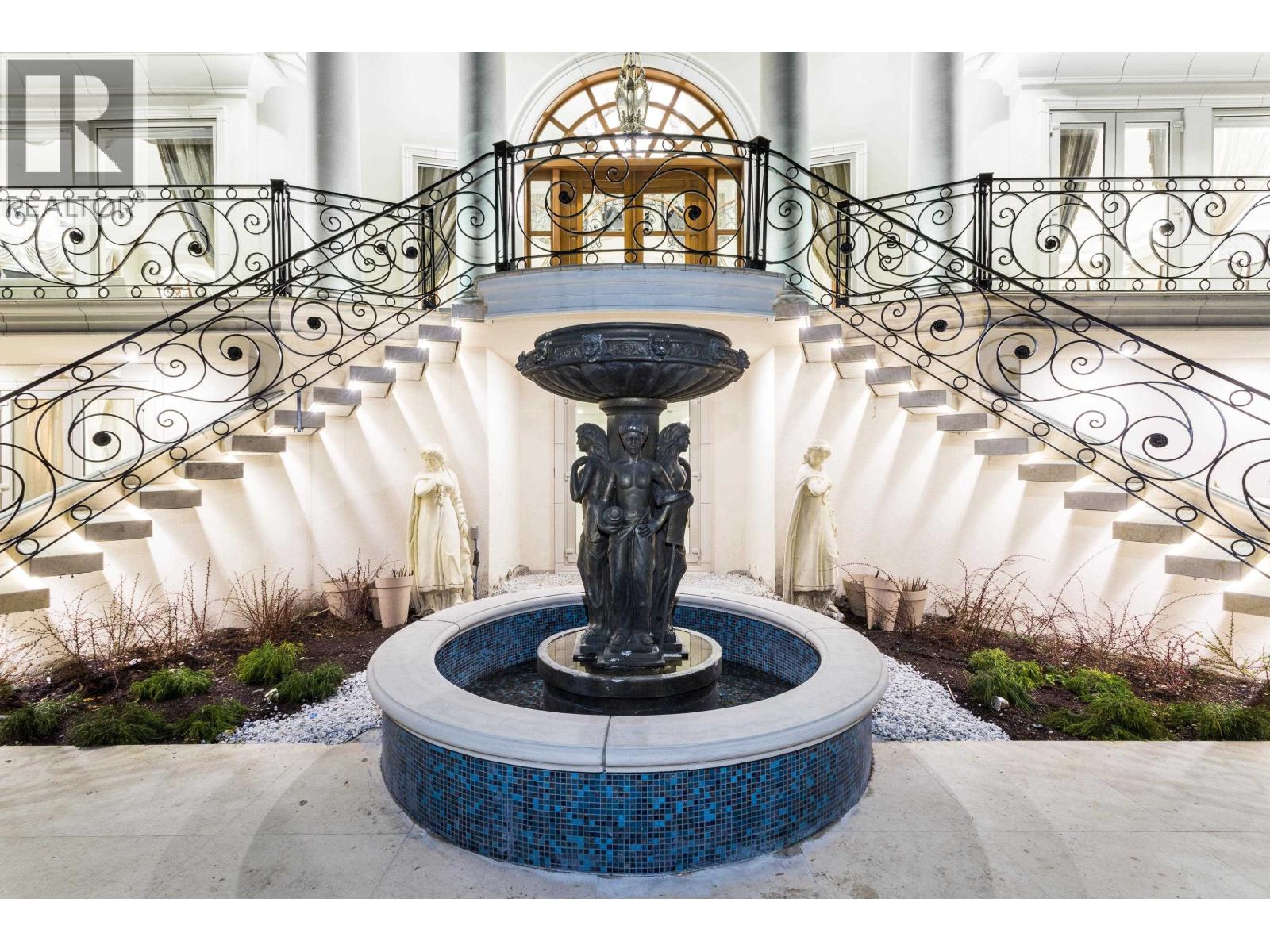 1175 EYREMOUNT DRIVE, West Vancouver