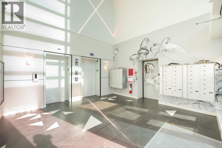 Office in Richmond - Image 11