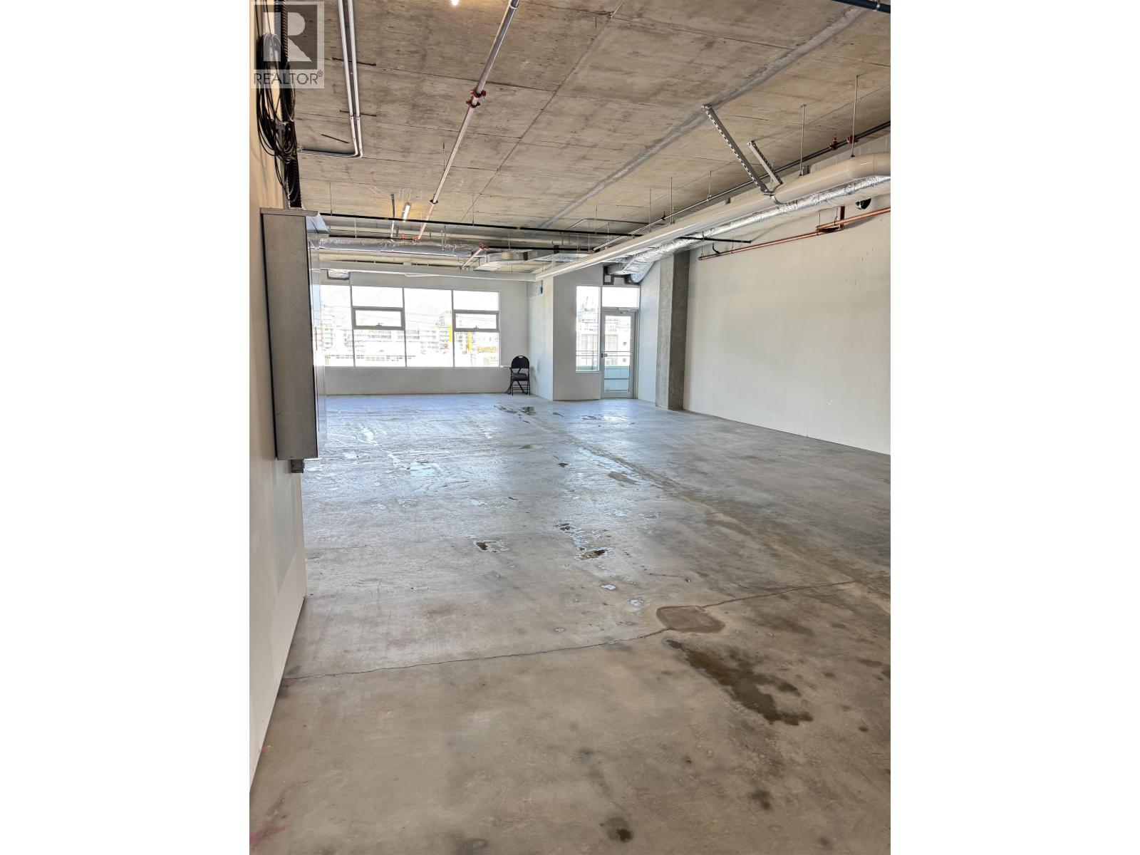 305 63 W 6TH AVENUE, Vancouver