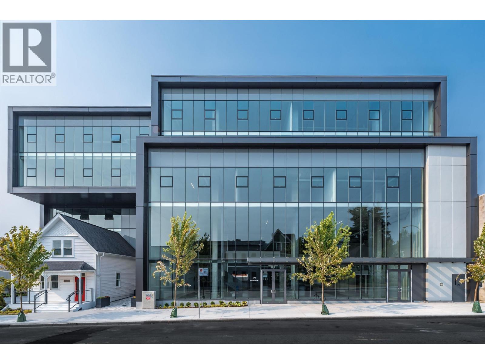 305 63 W 6TH AVENUE, Vancouver