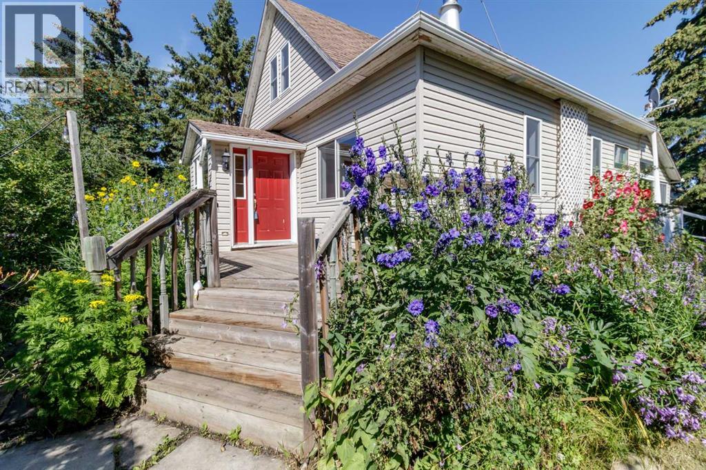 1321 Flemming Avenue, Penhold