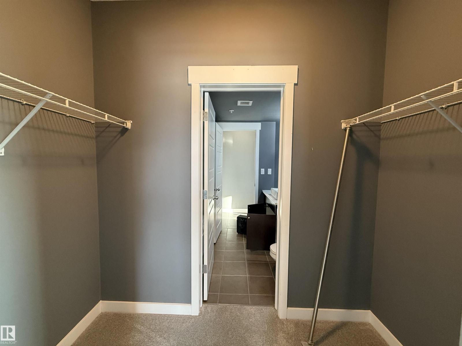 #611 11425 105 AV NW - 19
