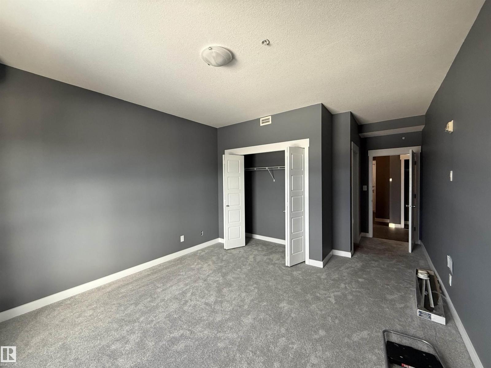 #611 11425 105 AV NW - 25