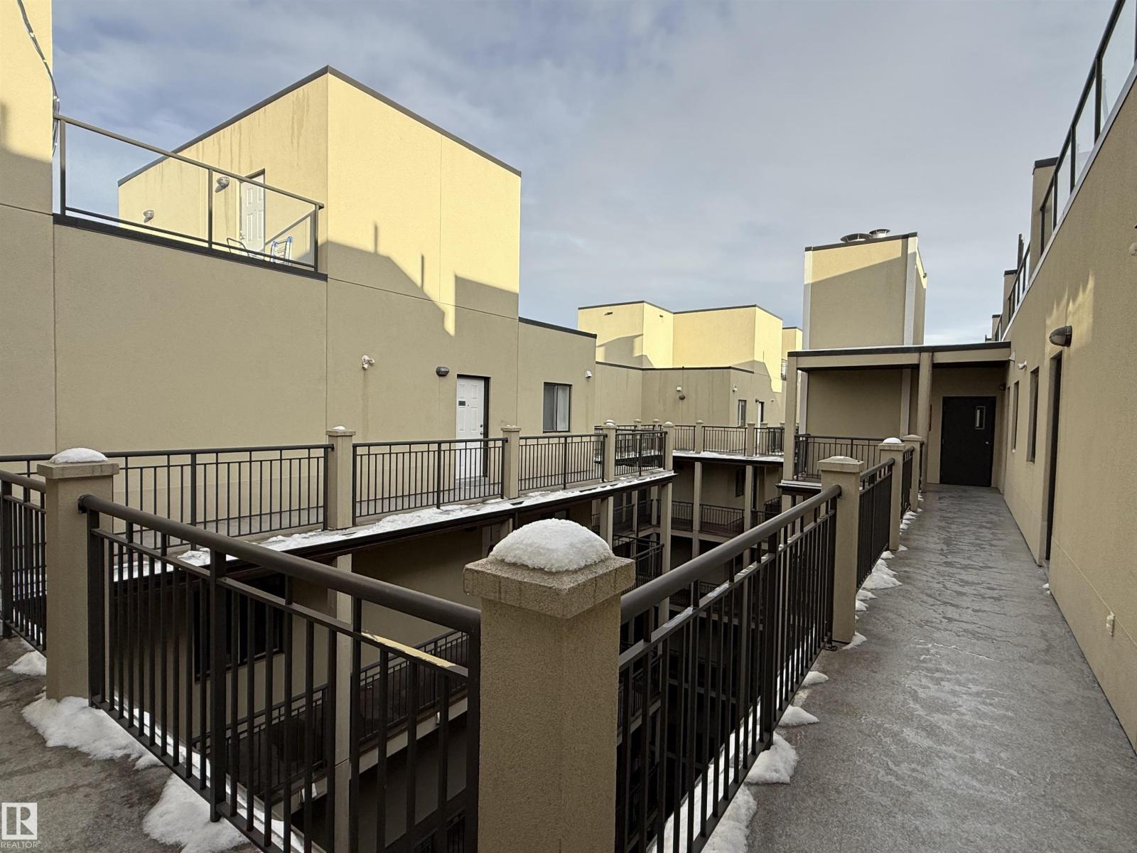 #611 11425 105 AV NW - 6