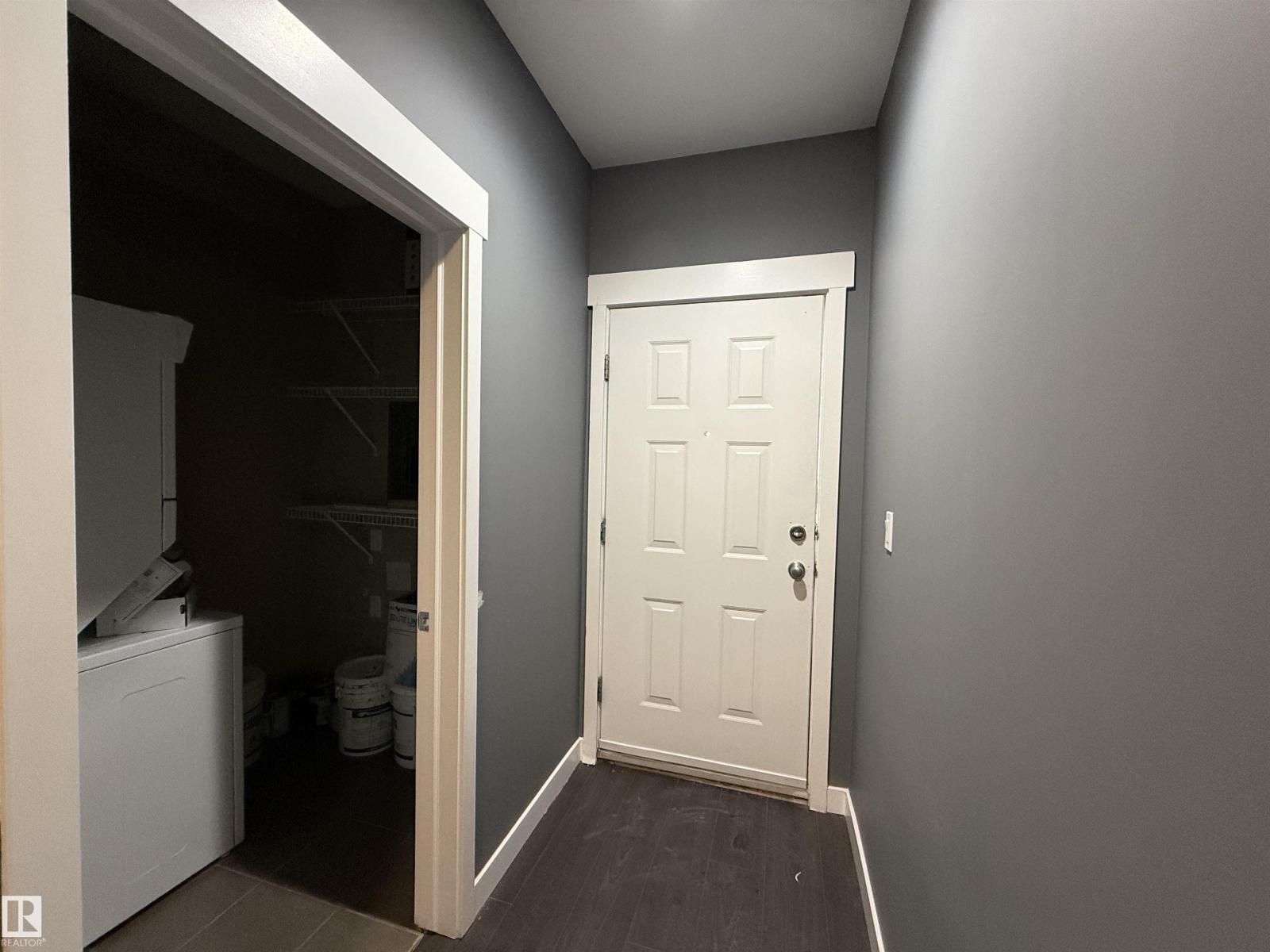 #611 11425 105 AV NW - 8