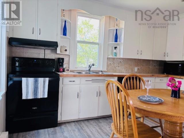 Property 18 of 46 of 4760 Highway 331