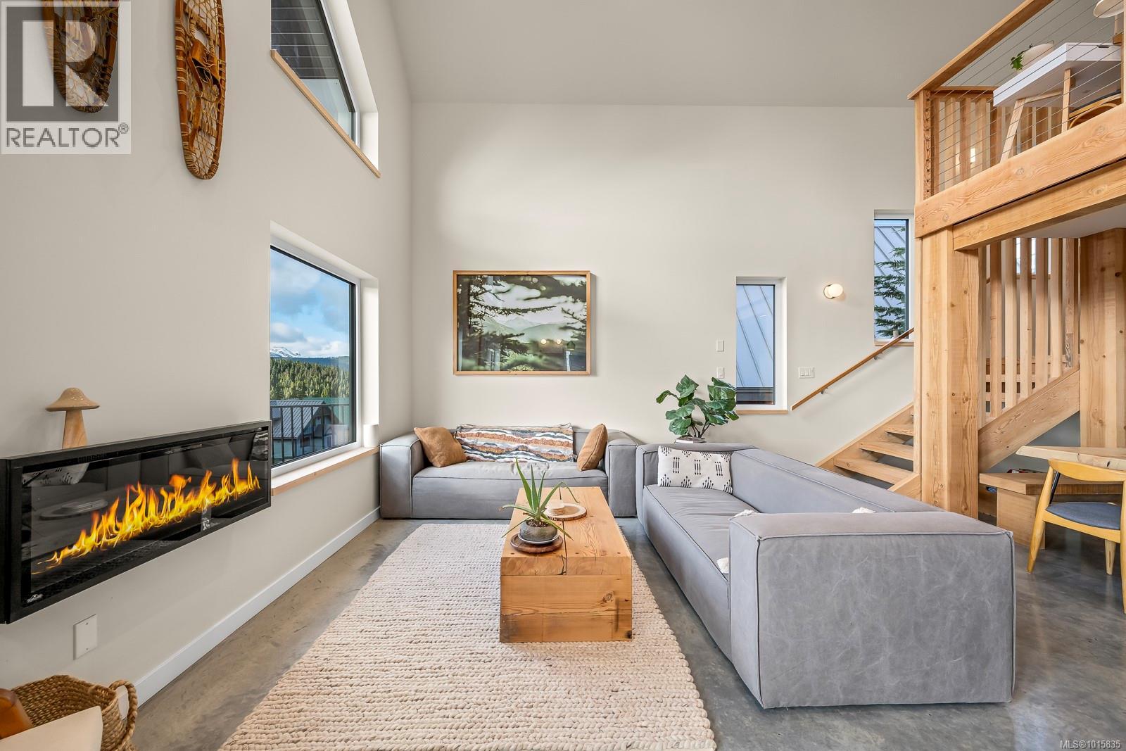 860 Cruikshank Ridge, Courtenay