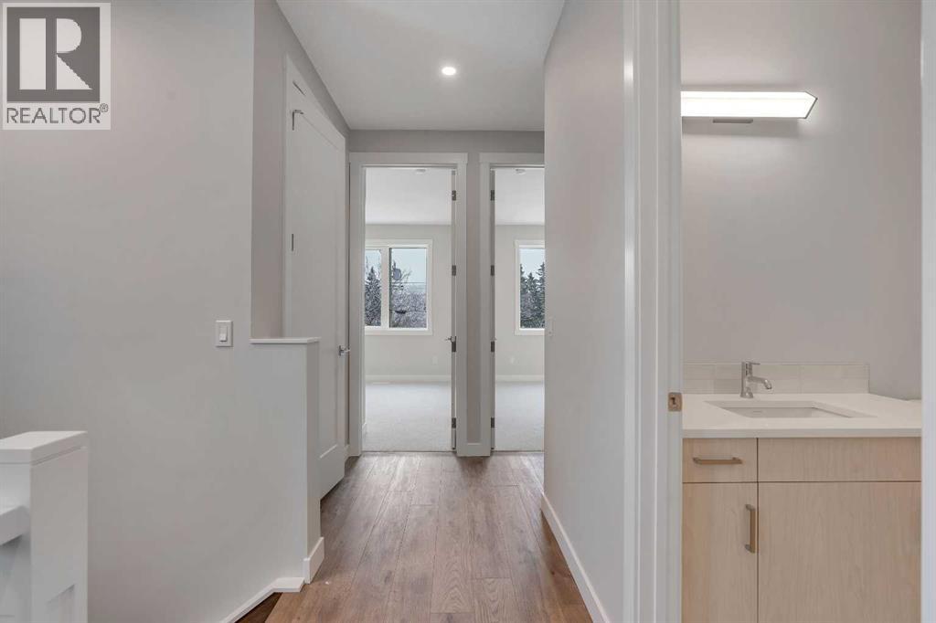 Single Family House for Sale in   Avenue NW Bowness Calgary 