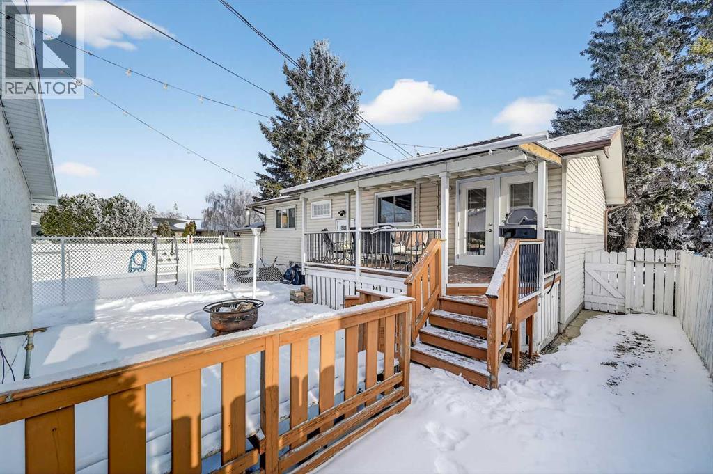 Single Family House Bi-level for Sale in  Allan Crescent SE Acadia Calgary 