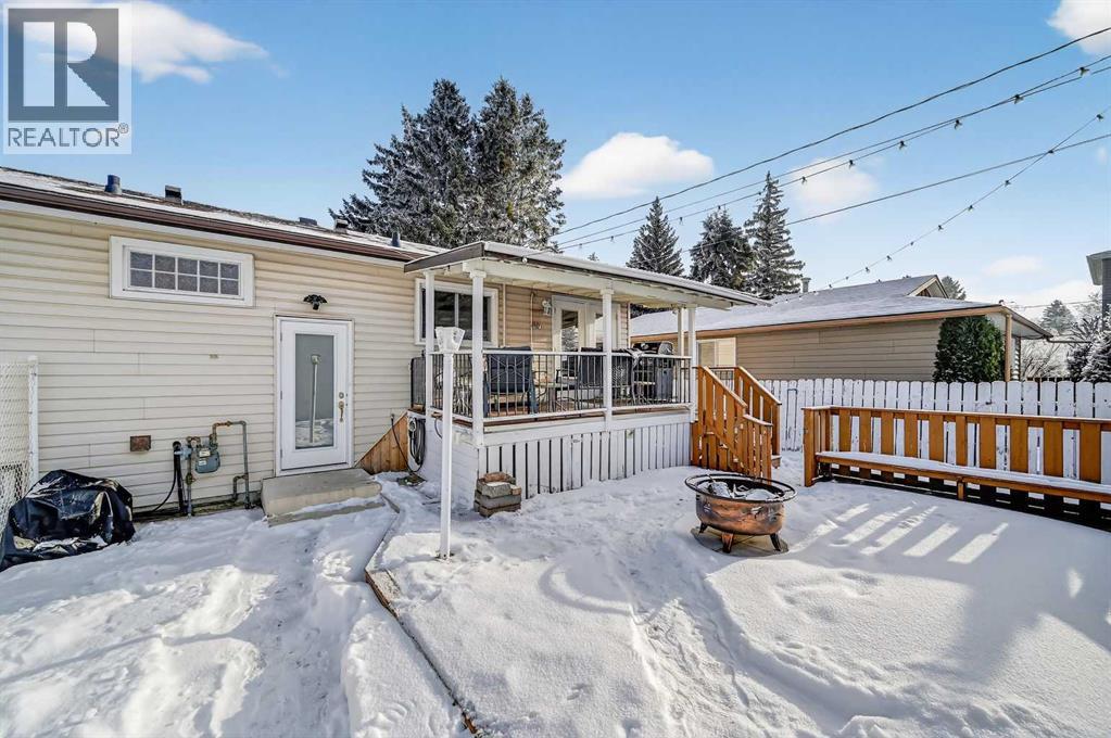 Single Family House Bi-level for Sale in  Allan Crescent SE Acadia Calgary 