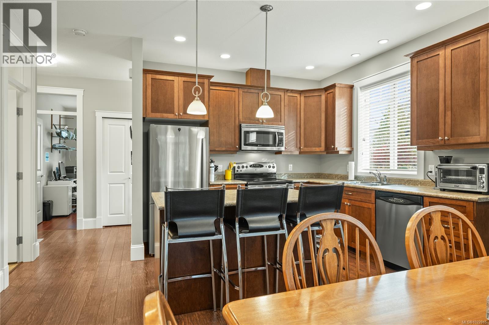 15 3110 Cook St, Chemainus