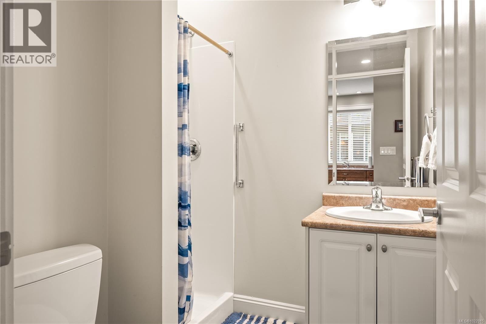 15 3110 Cook St, Chemainus