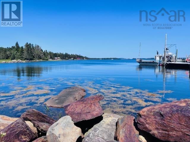 Property 9 of 30 of 4760 Highway 331