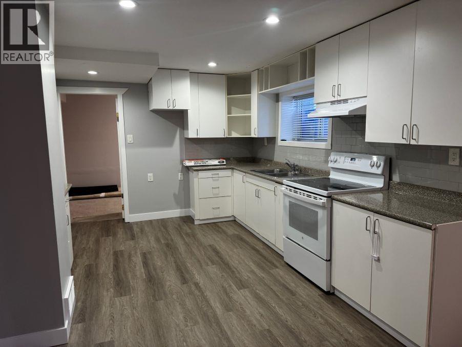 1918 VINE STREET - 26