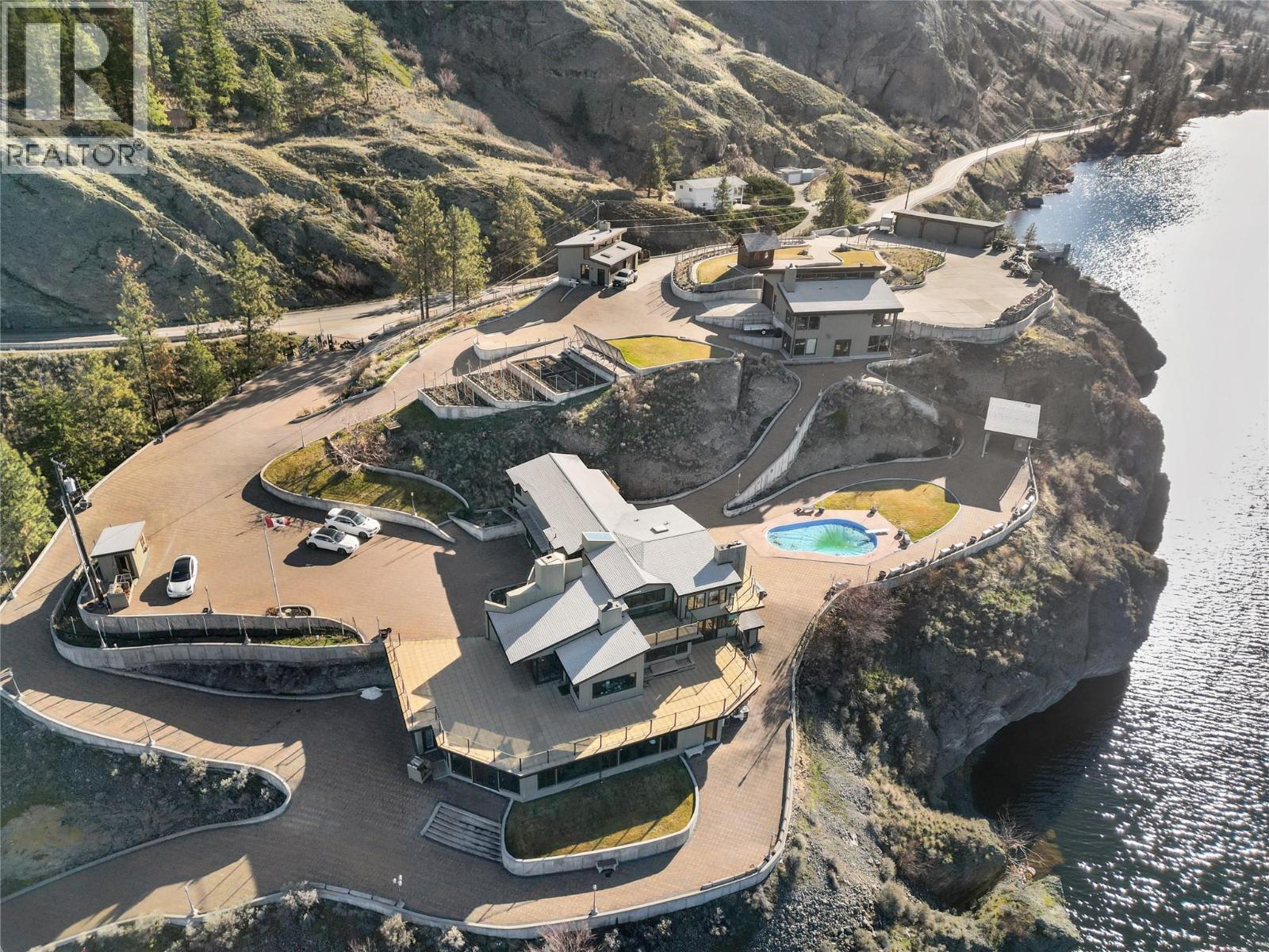  264 Eastside Road, Okanagan Falls