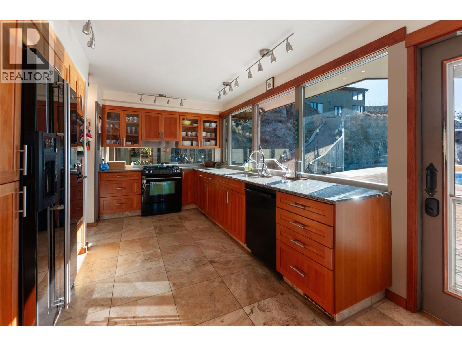  264 Eastside Road, Okanagan Falls