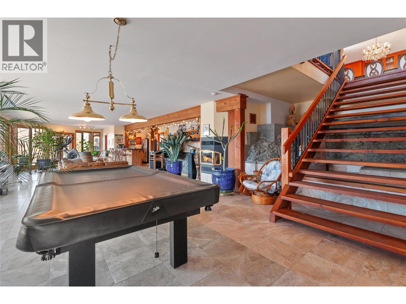  264 Eastside Road, Okanagan Falls