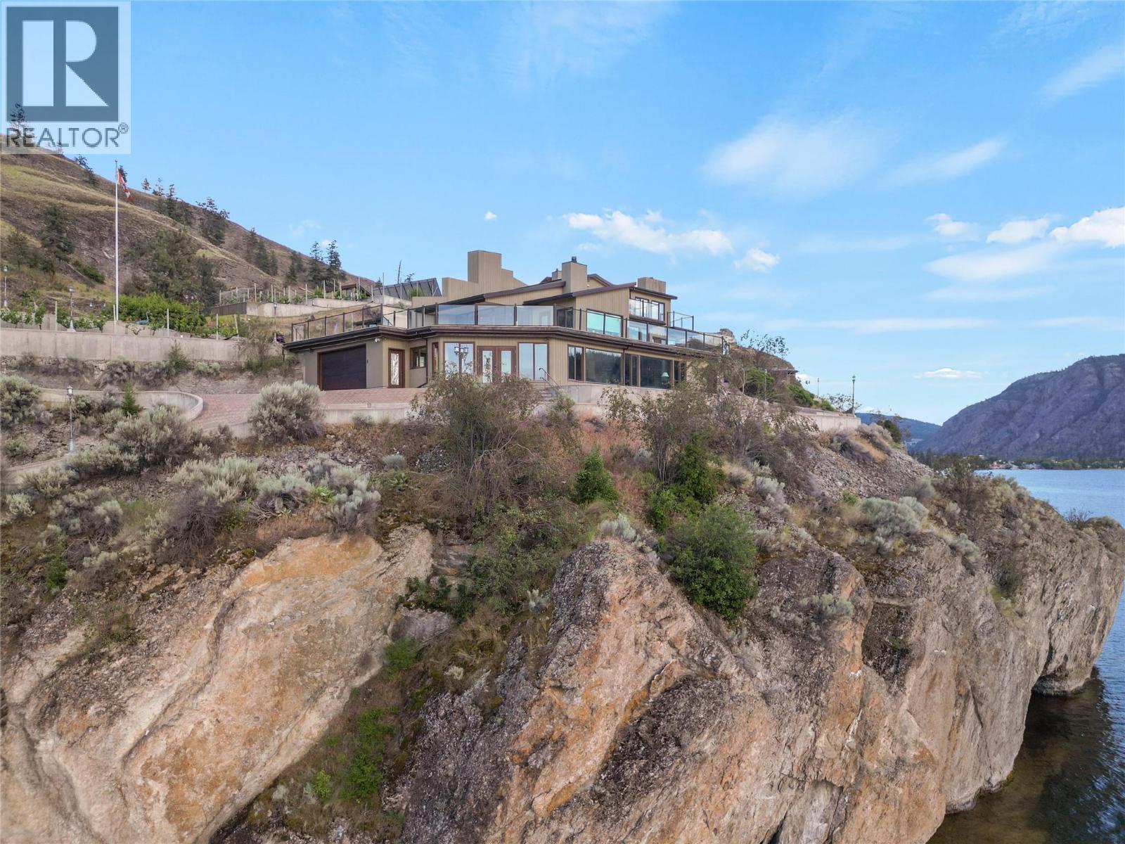  264 Eastside Road, Okanagan Falls