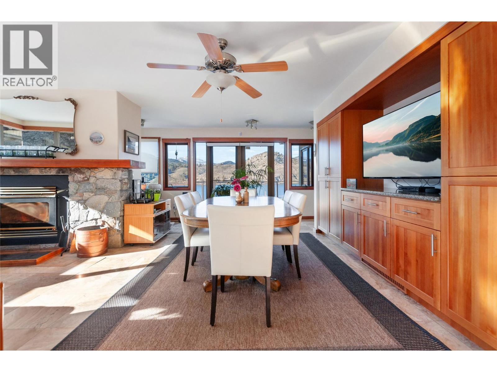  264 Eastside Road, Okanagan Falls