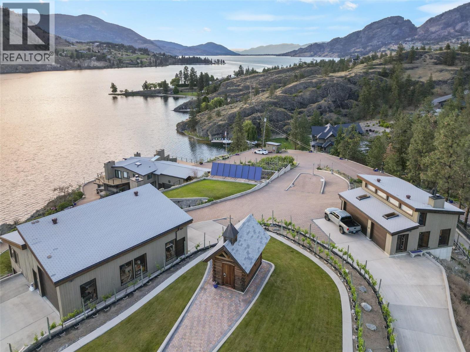  264 Eastside Road, Okanagan Falls