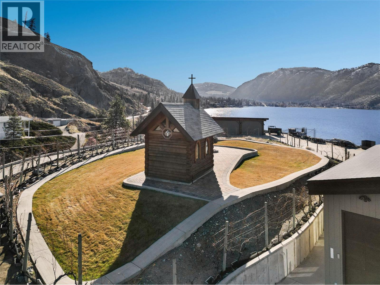  264 Eastside Road, Okanagan Falls