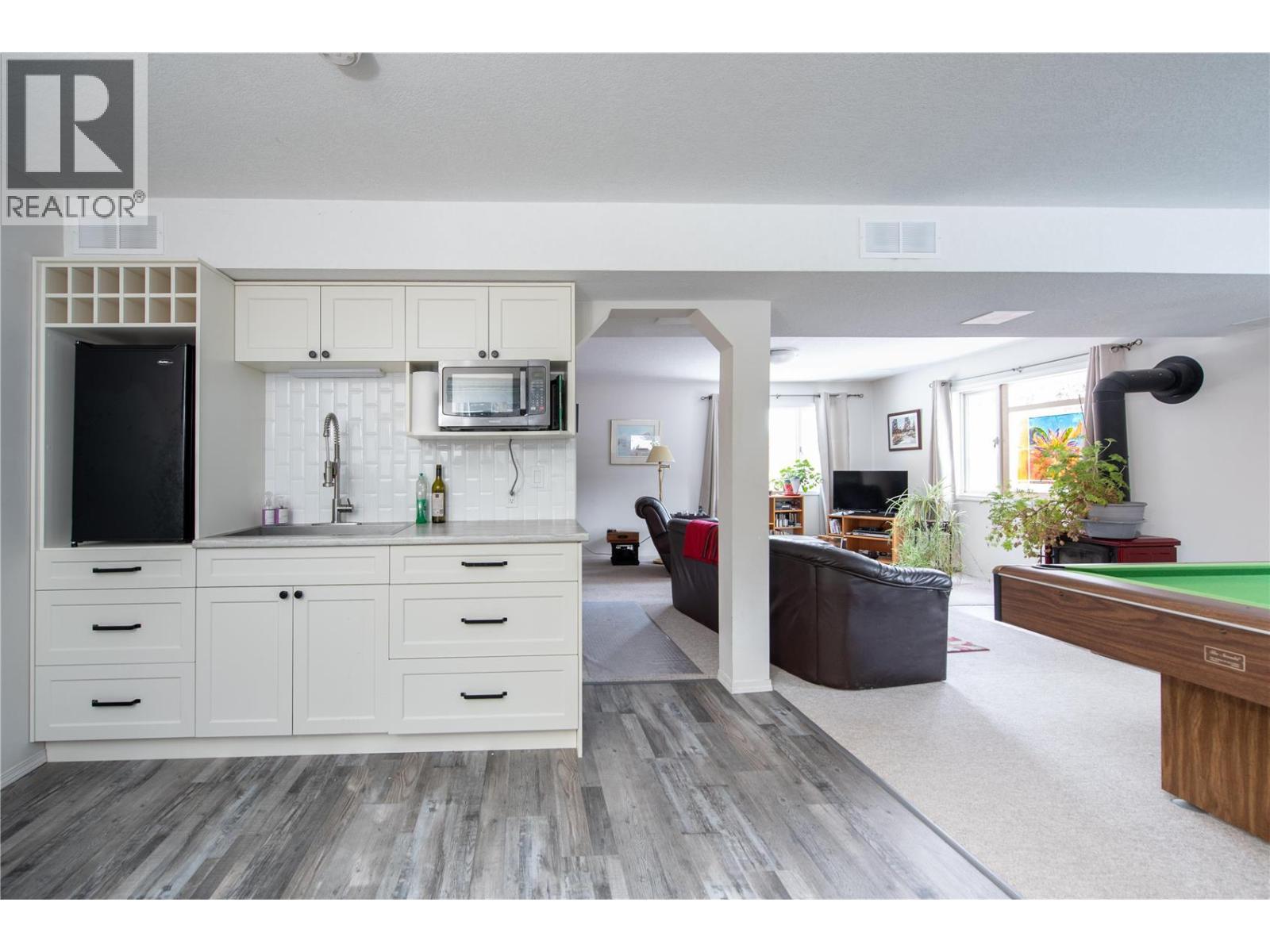 9292 Kokanee Road, Vernon