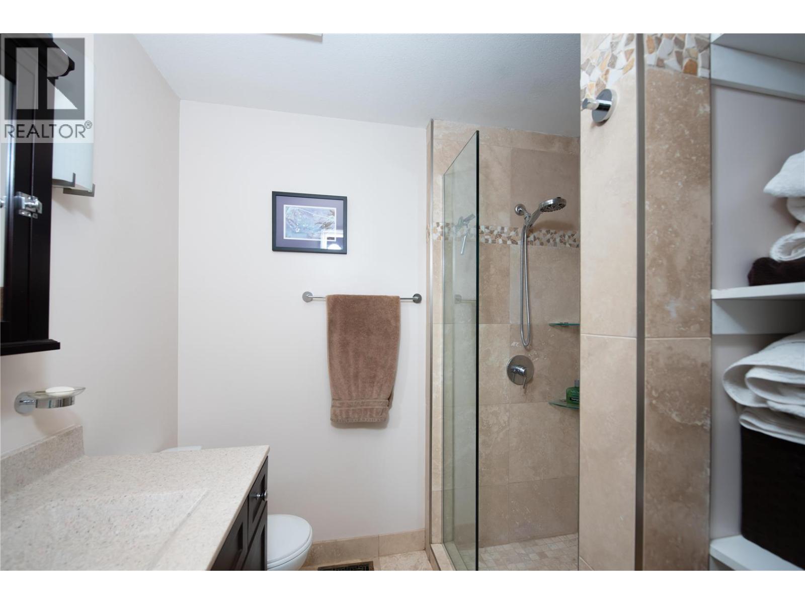 9292 Kokanee Road - 27