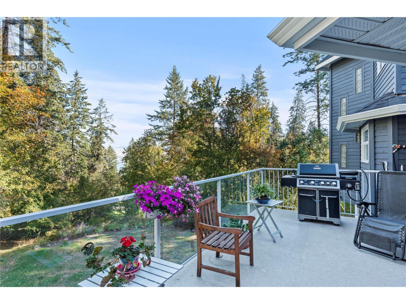 9292 Kokanee Road, Vernon