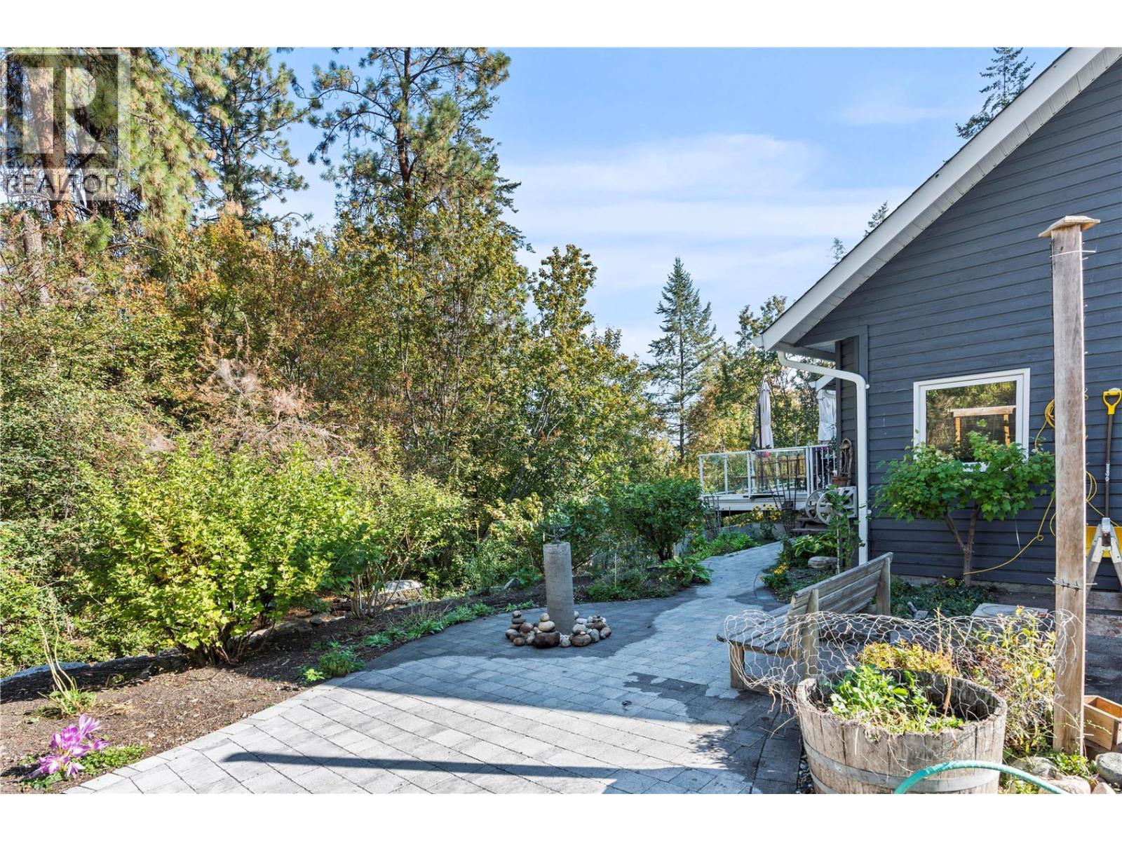 9292 Kokanee Road, Vernon