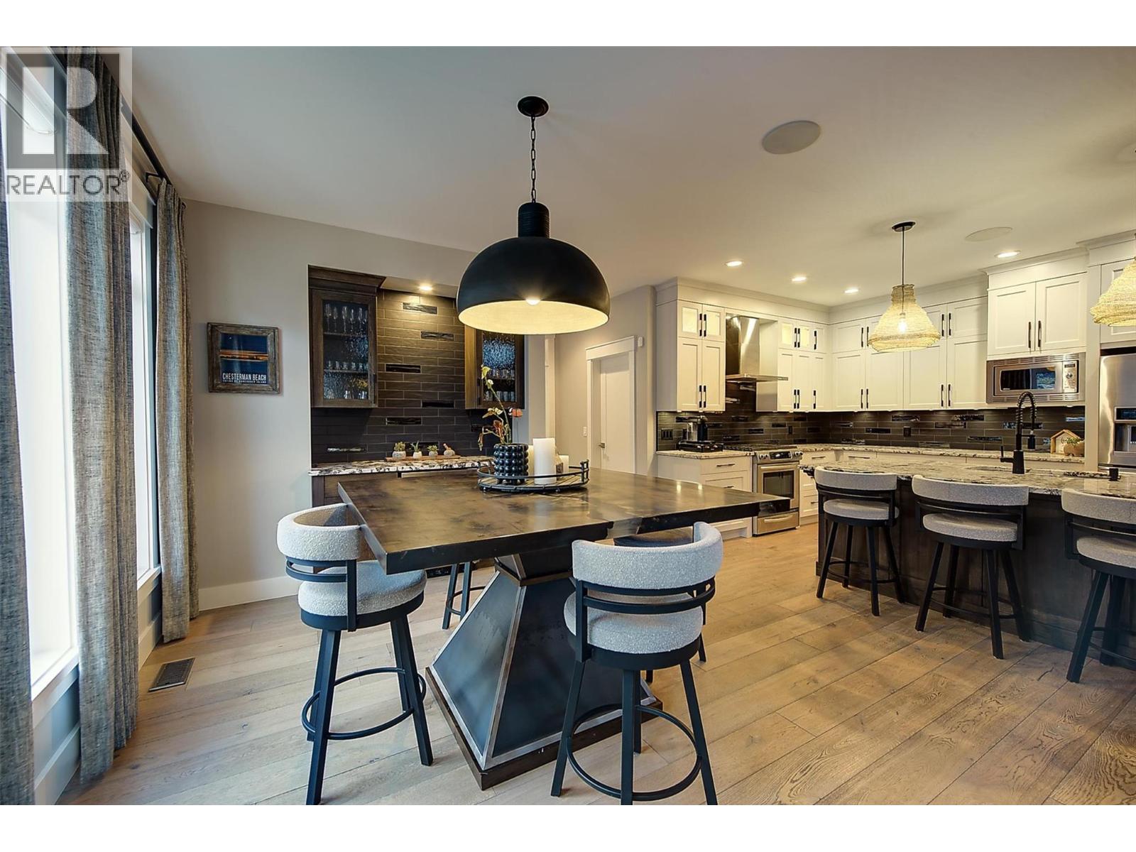 5499 Mountainside Drive, Kelowna