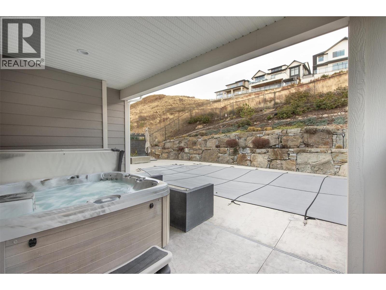 5499 Mountainside Drive, Kelowna