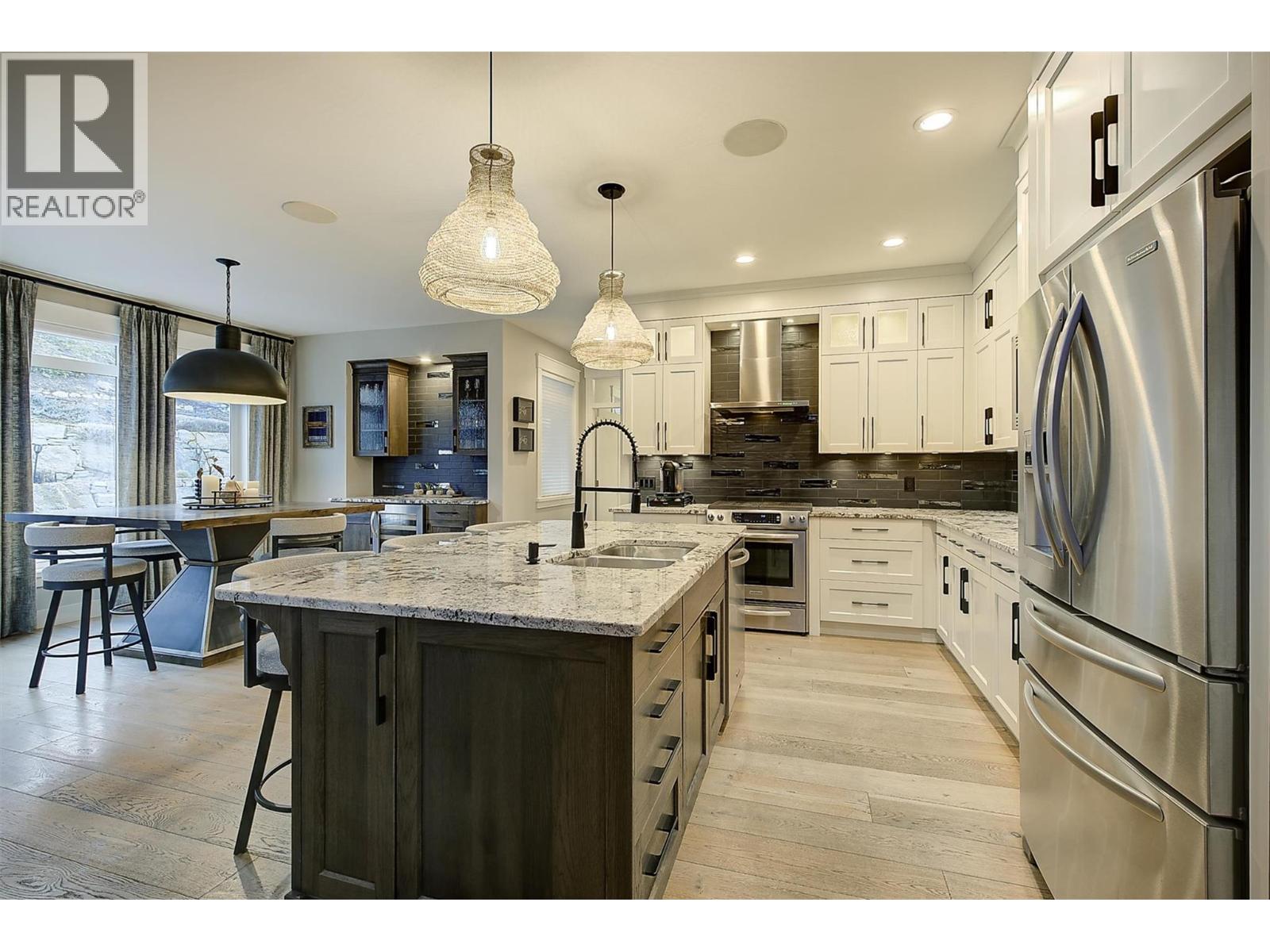 5499 Mountainside Drive, Kelowna