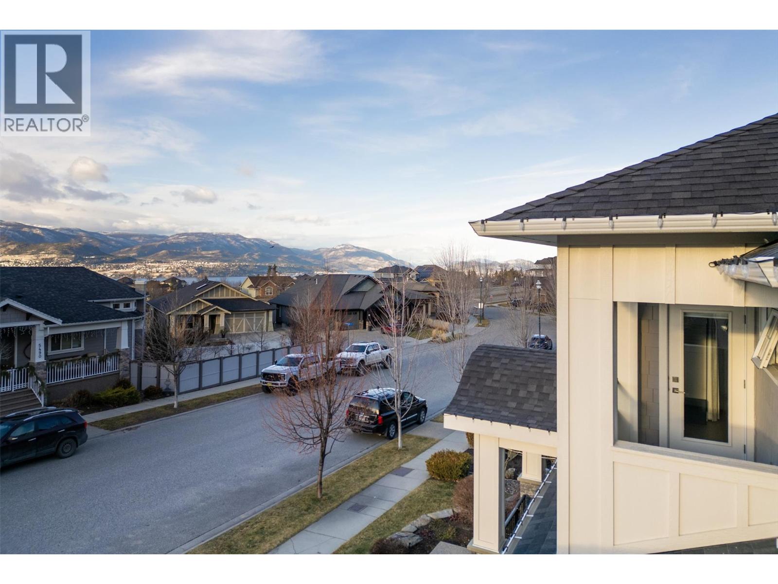 5499 Mountainside Drive, Kelowna