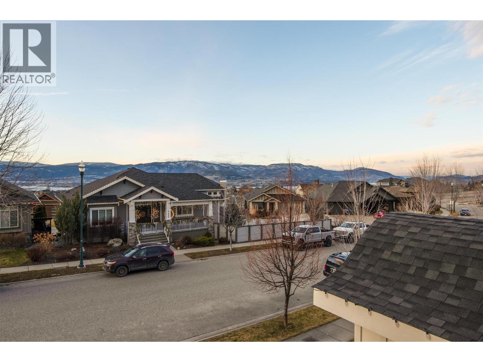5499 Mountainside Drive, Kelowna