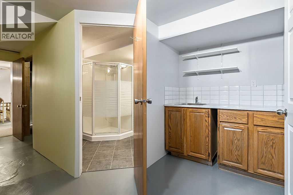 Single Family House Bungalow for Sale in  Foritana Road SE Forest Heights Calgary 