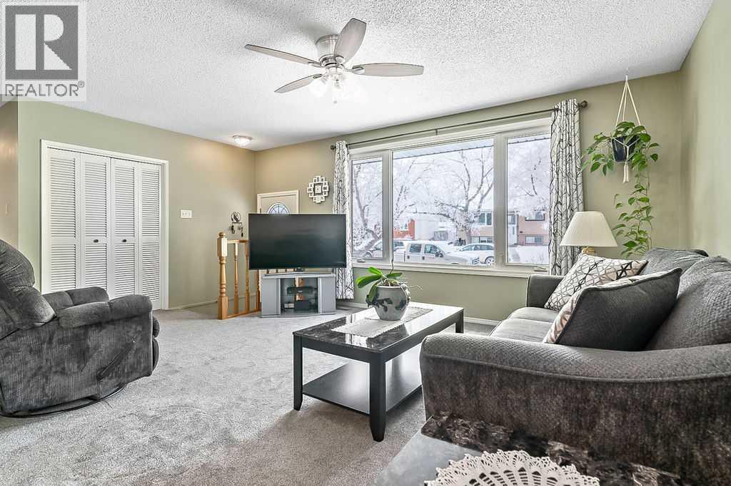 Single Family House Bungalow for Sale in  Foritana Road SE Forest Heights Calgary 