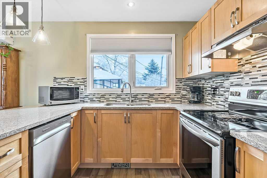 Single Family House Bungalow for Sale in  Foritana Road SE Forest Heights Calgary 