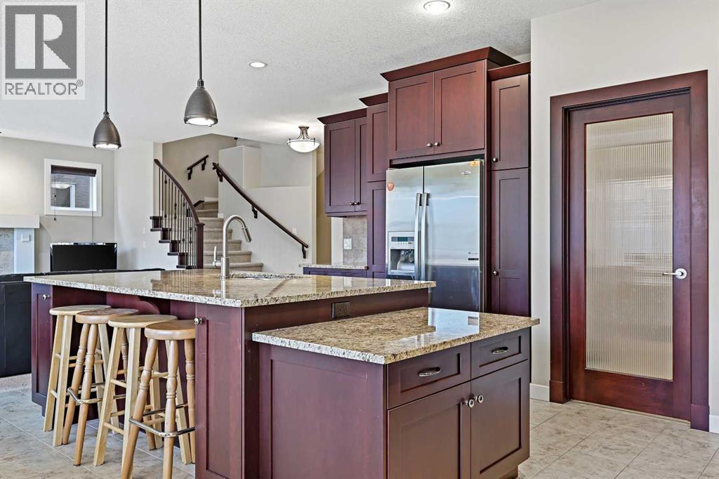 Single Family House for Sale in  Tuscany Estates Rise NW Tuscany Calgary 