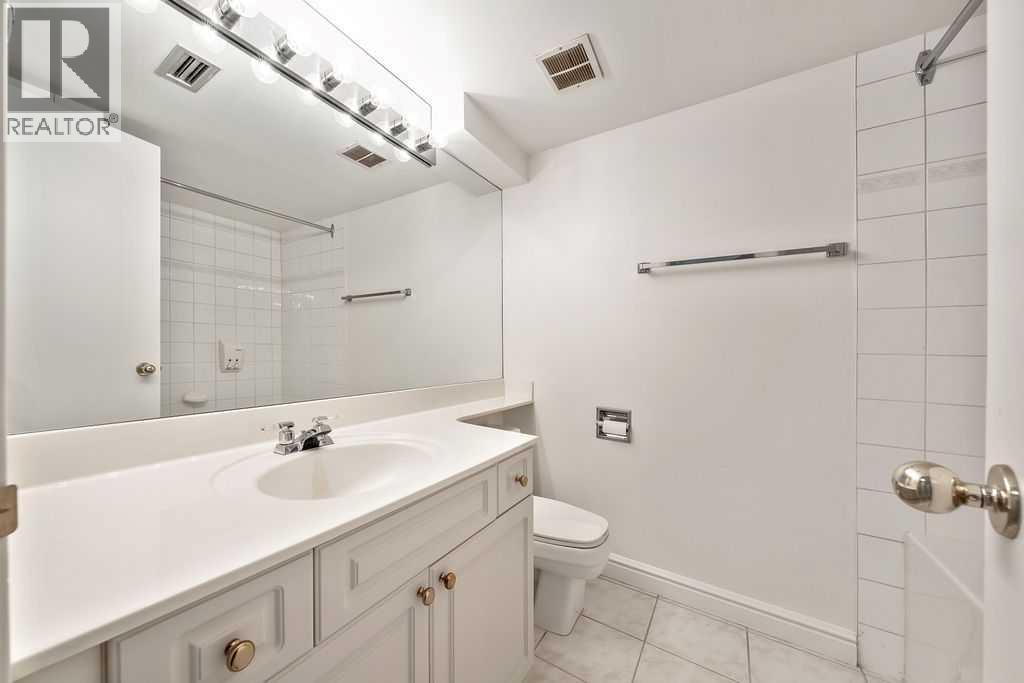 Single Family House for Sale in   Brae Glen Close SW Braeside Calgary 