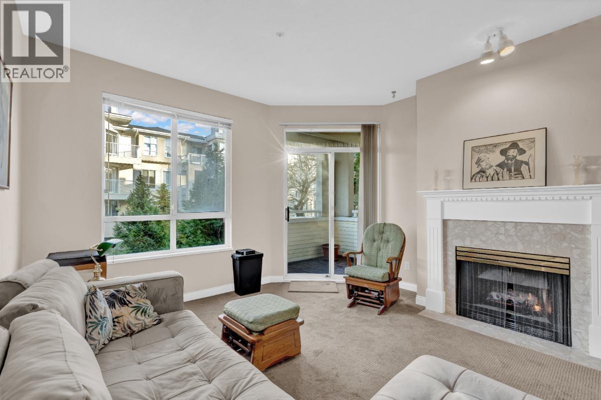 335 383 E 37TH AVENUE, Vancouver