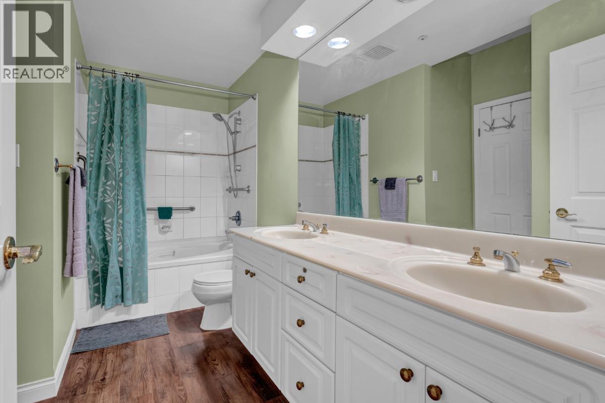 335 383 E 37TH AVENUE, Vancouver