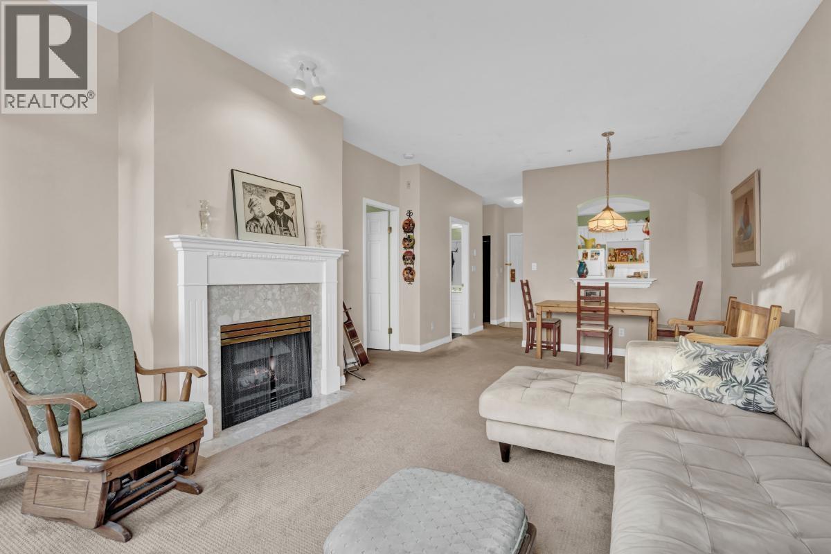 335 383 E 37TH AVENUE, Vancouver