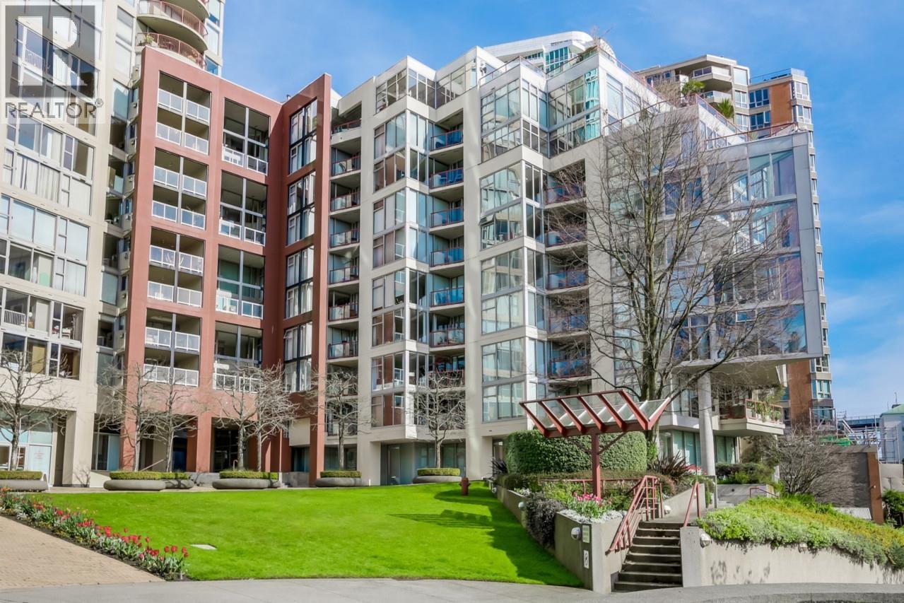 1804 1000 BEACH AVENUE, Vancouver