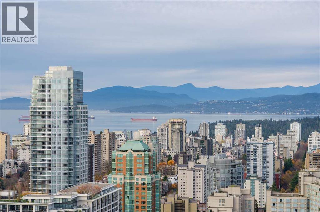 39fl 833 SEYMOUR STREET, Vancouver