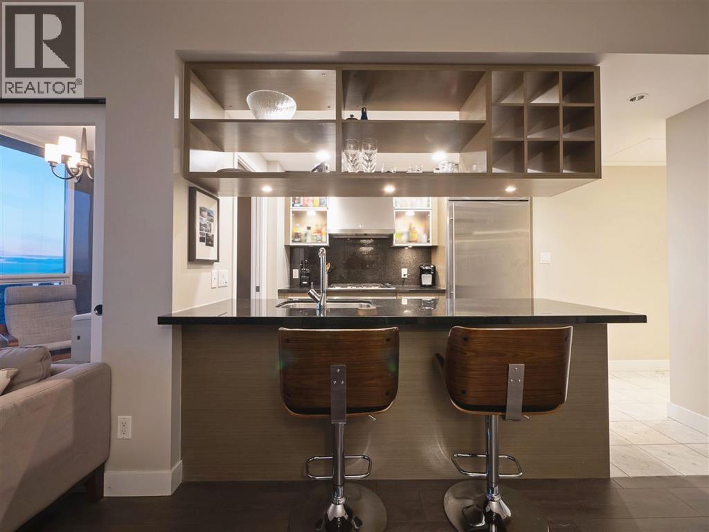 39fl 833 SEYMOUR STREET, Vancouver