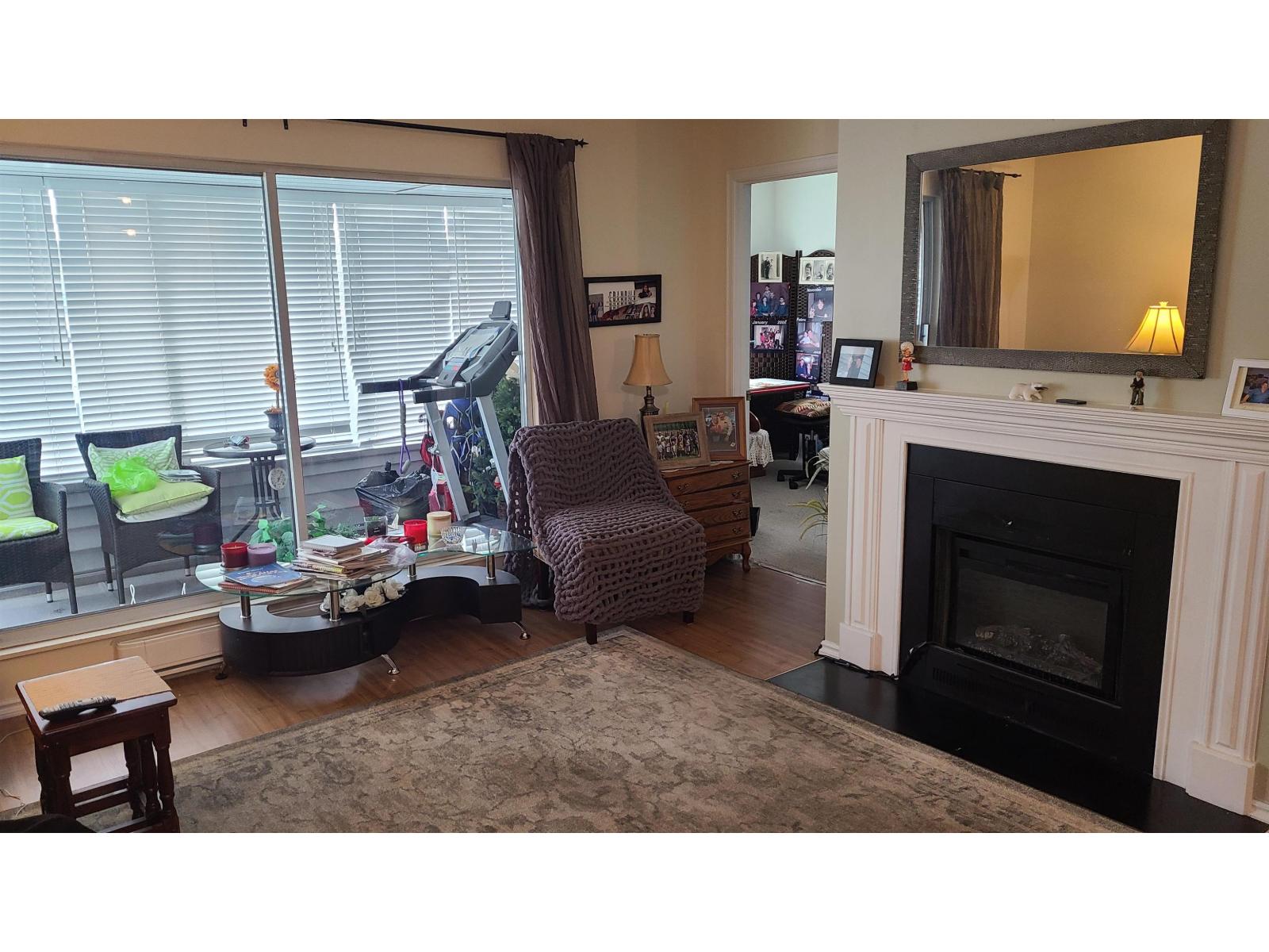 306 1354 WINTER STREET, White Rock