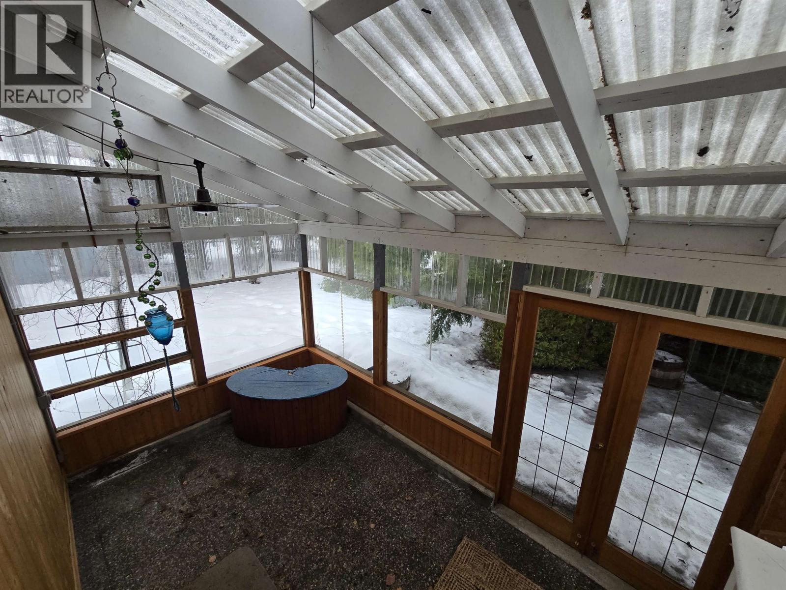 5040 AGAR Avenue, Terrace