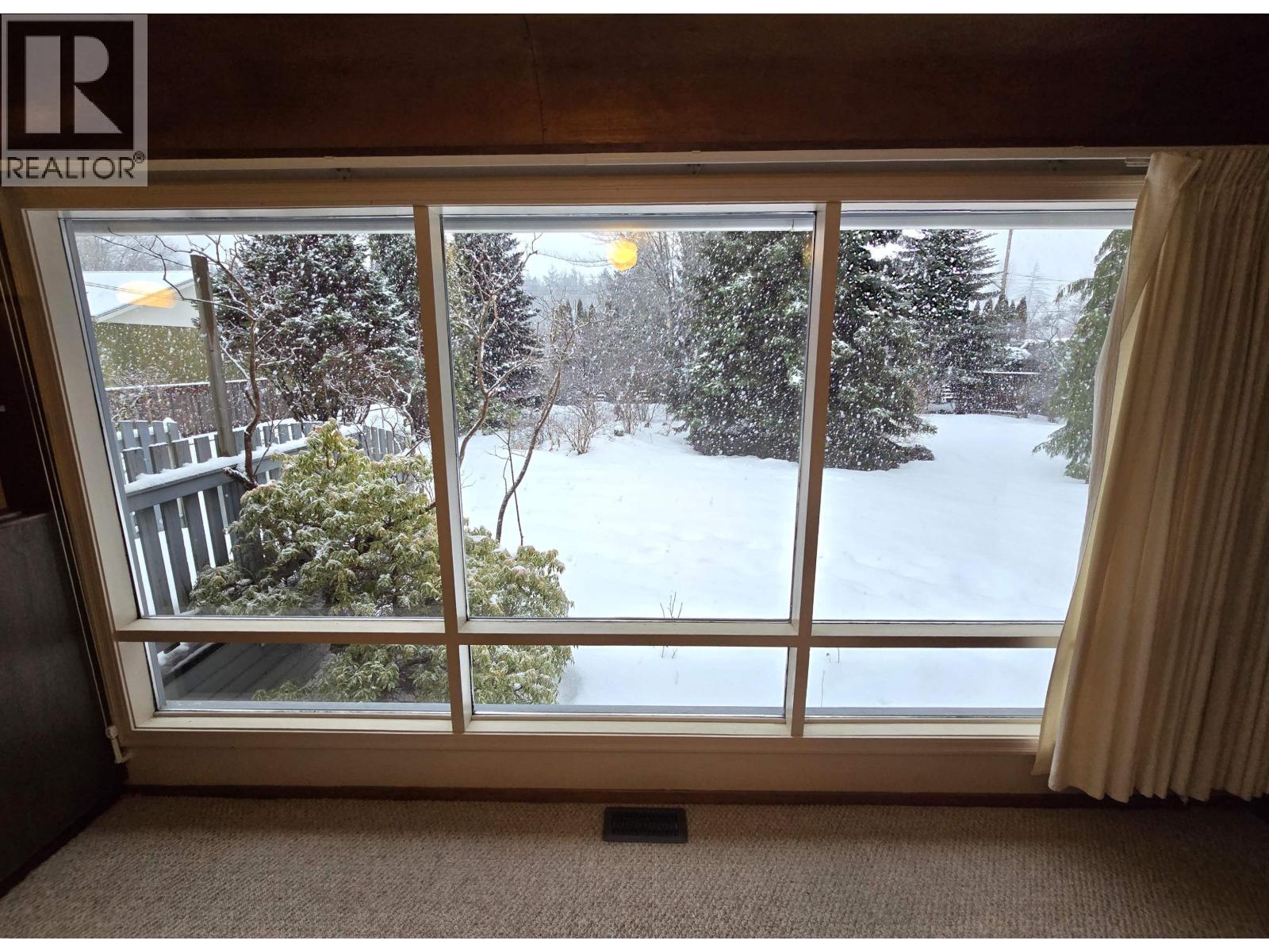 5040 AGAR Avenue, Terrace