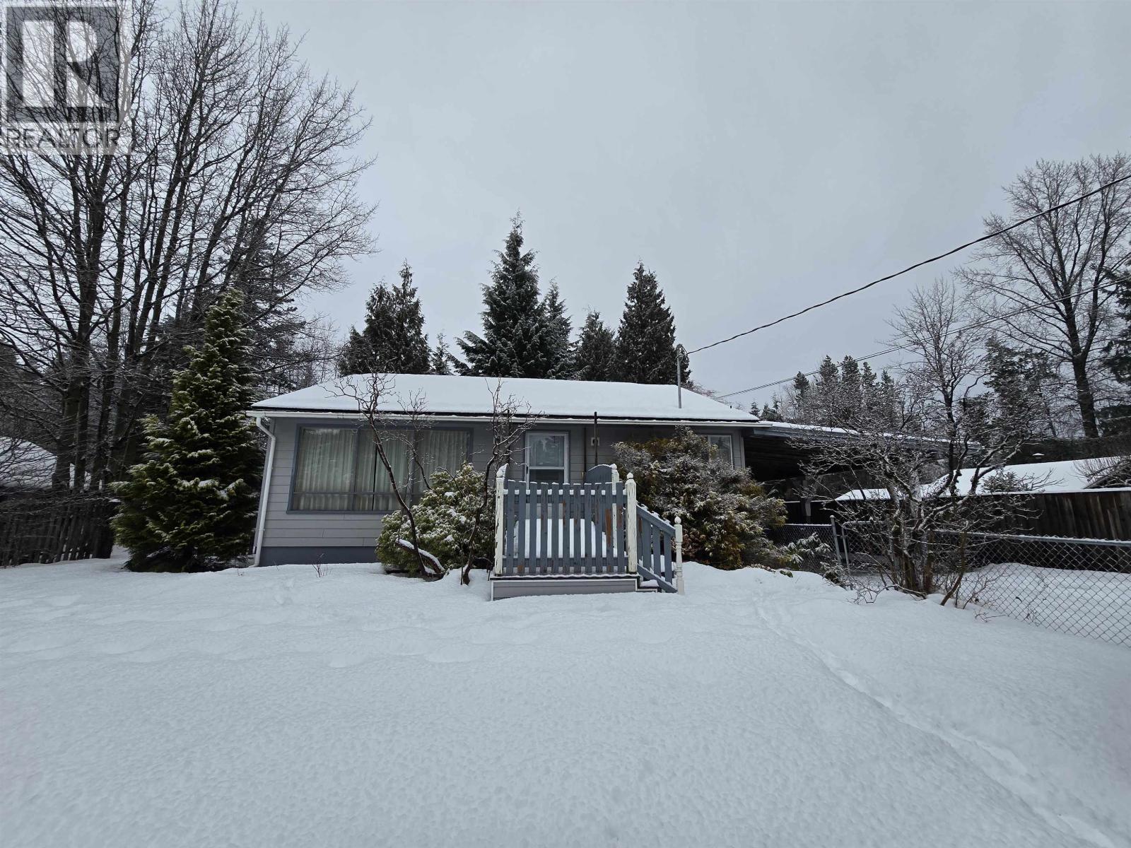 5040 AGAR Avenue, Terrace